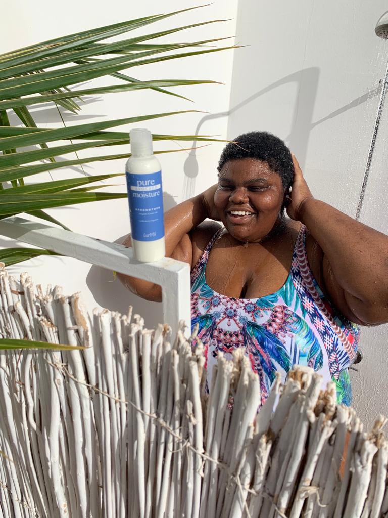 CurlMix Hydrate Short Curly Hair in the Shower